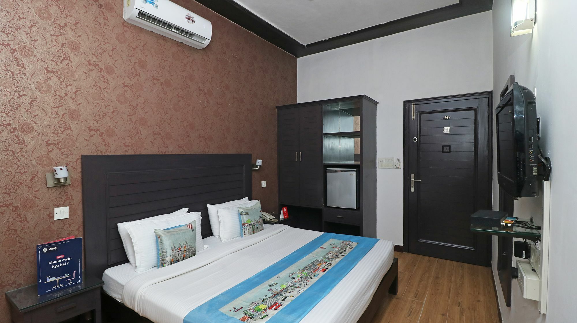 Hotel Chalet Új-Delhi Kültér fotó
